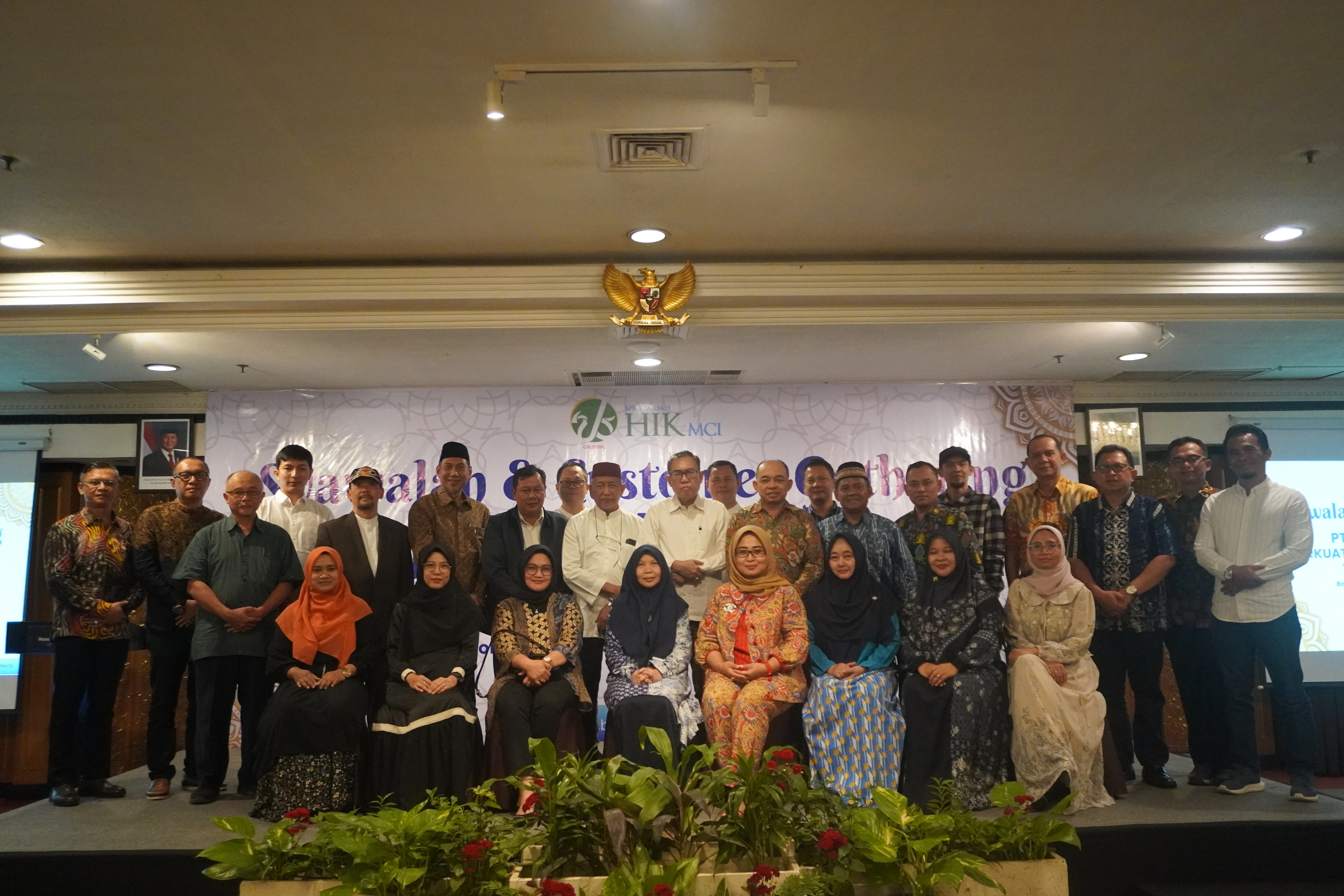BPRS HIK MCI Gelar Syawalan dan Customer Gathering 